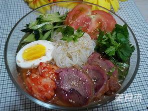 做冷面视频,夏日清爽美食，轻松学会！